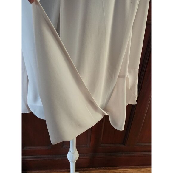 White Long Sleeve Draped Keyhole Blouse By 41 Hawthorn In Size Large - Picture 2 of 11